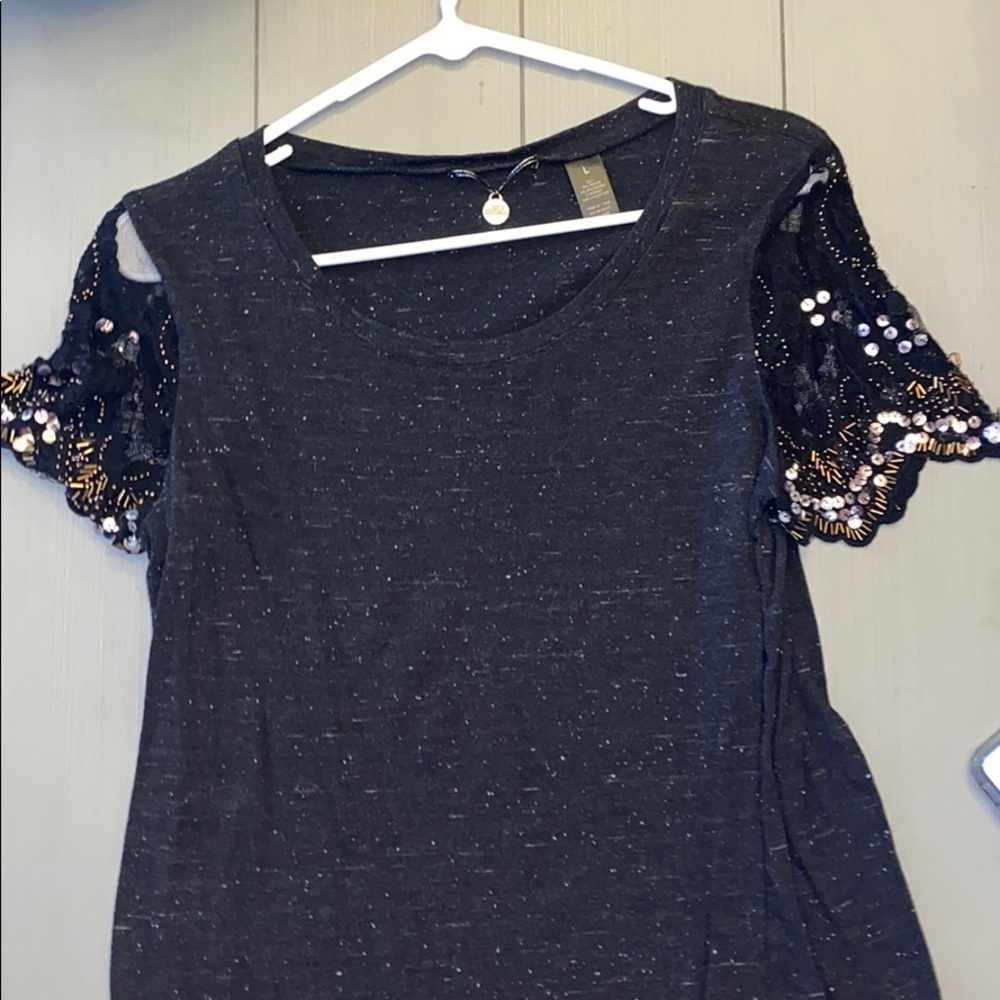 Buckle t shirt